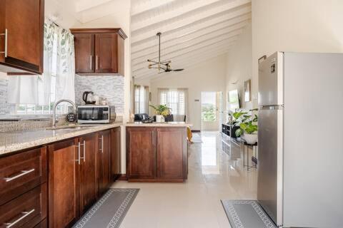 הוילה Old Harbour Bellarose At Colbeck ,Gated With Pool, Stylishly Modern מראה חיצוני תמונה
